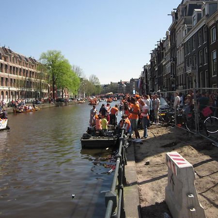 Amsterdam Hostel Uptown Luaran gambar