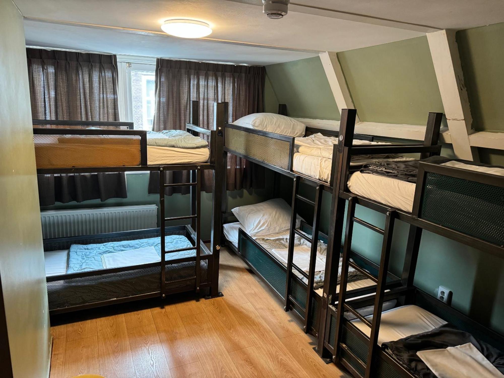Amsterdam Hostel Uptown Luaran gambar